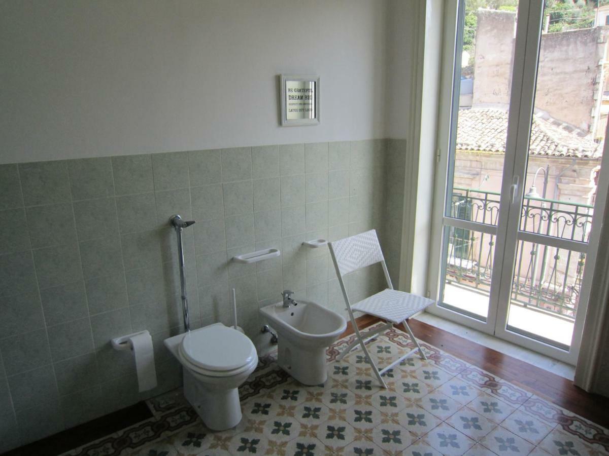 Ferienwohnung Casa Vacanze Mafalda Modica Exterior foto